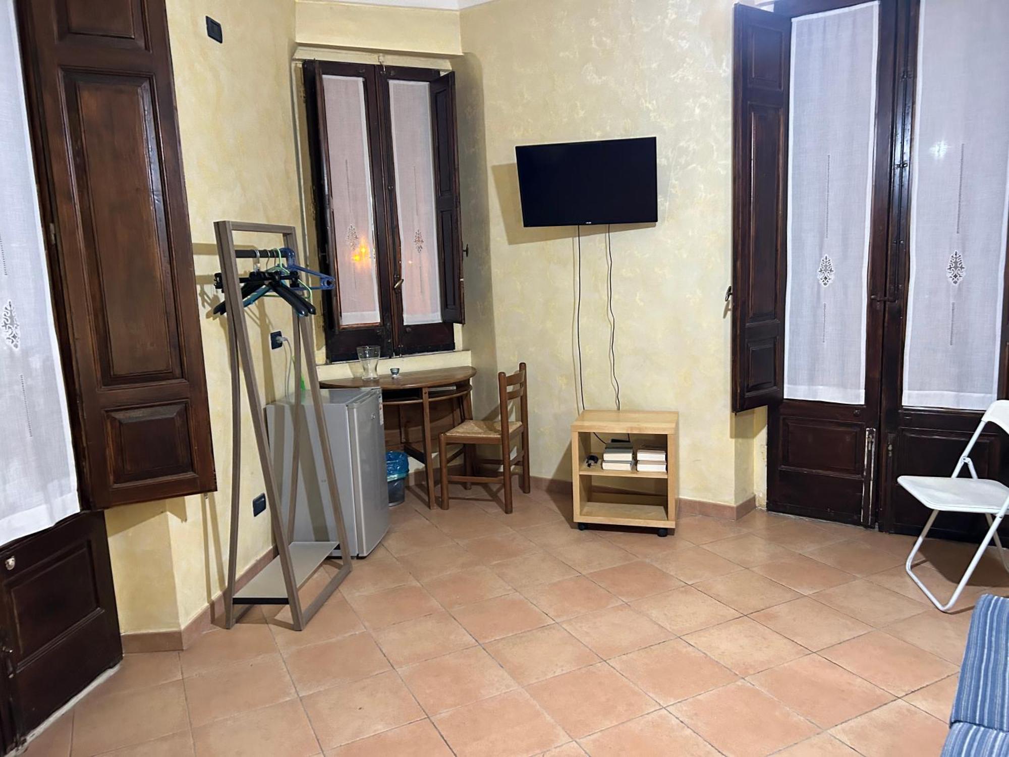 B&B L'Angolo Sulla Piazza Mirabella Imbaccari Exterior foto